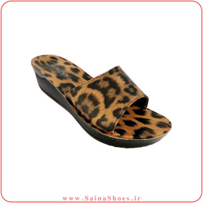 صندل زنانه ساینا Saina مدل پلنگی